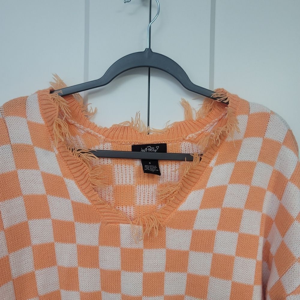 Just Polly Vneck Frayed Sweater, Small - Picture 5 of 8